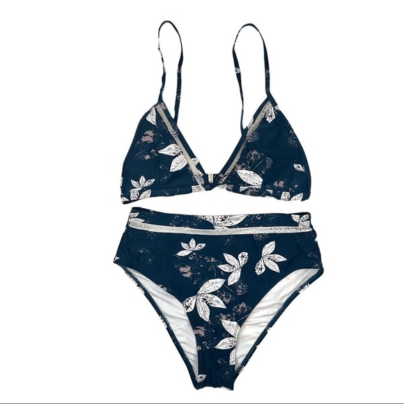 CUPSHE high waist eyelet bikini - Picture 3 of 9